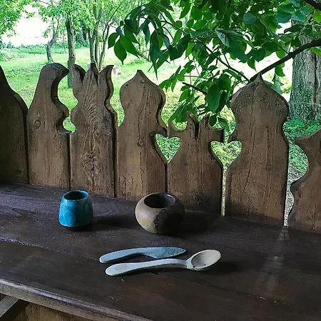 Campo de lujo Batul Kert Mencshely